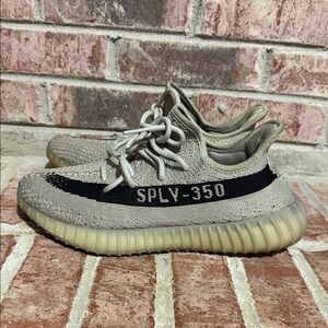 Yeezy Boost 350 V2 Gray Black Sneakers